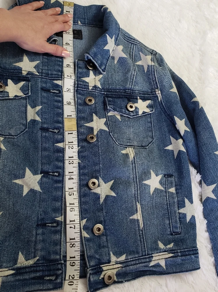 Denim jean jacket with star pattern Girls Size Medium